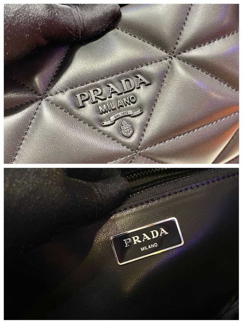 Pra*a top handle bags